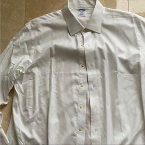 Brooks brother no iron shirt 17 1/2-2/3 neck